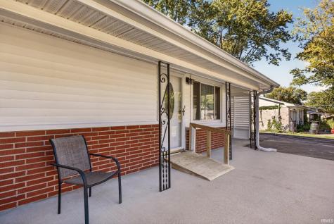 6021 W Merry Way Lane Bloomington IN 47404