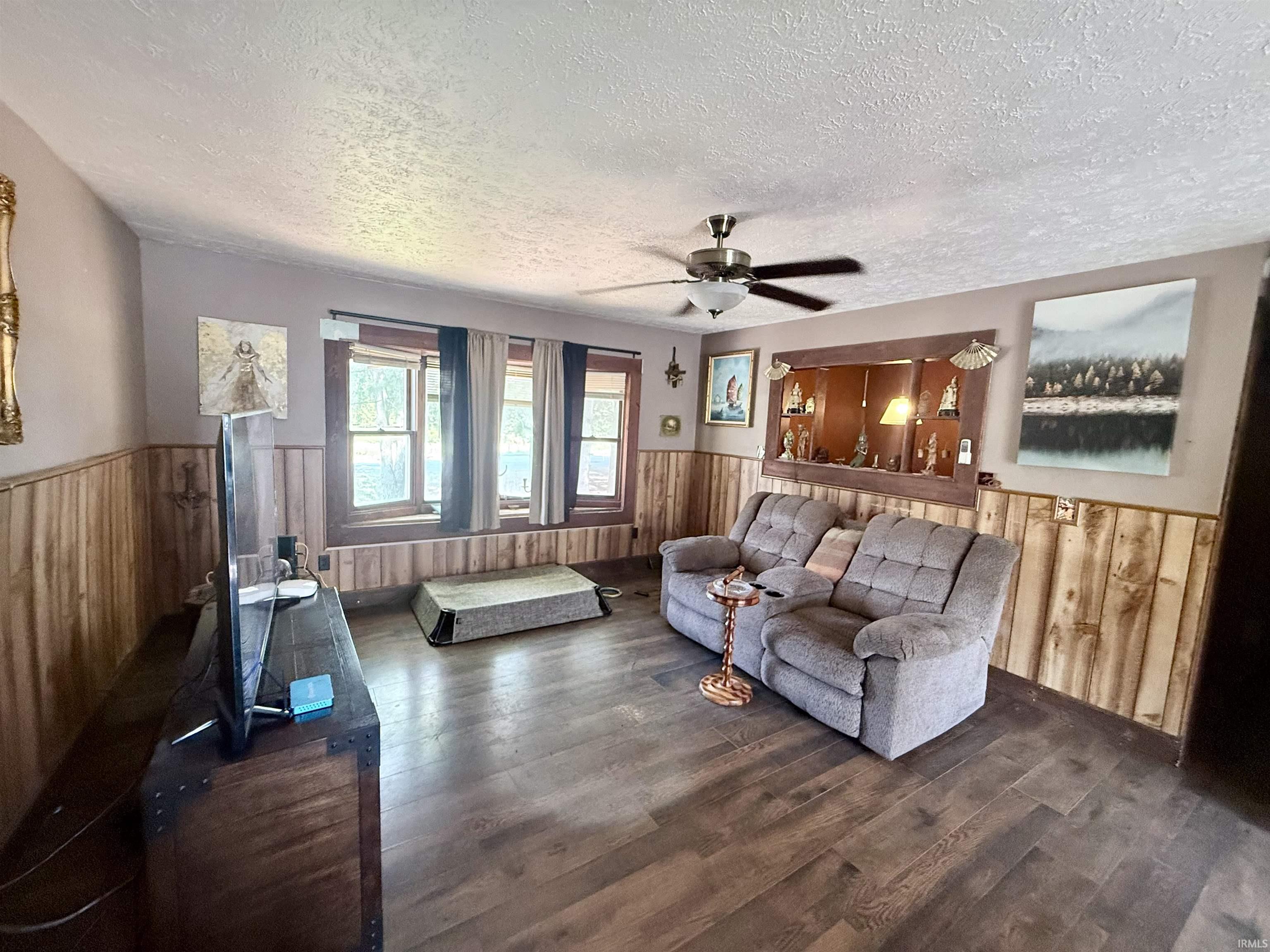 2579 W First Avenue North Judson IN 46366