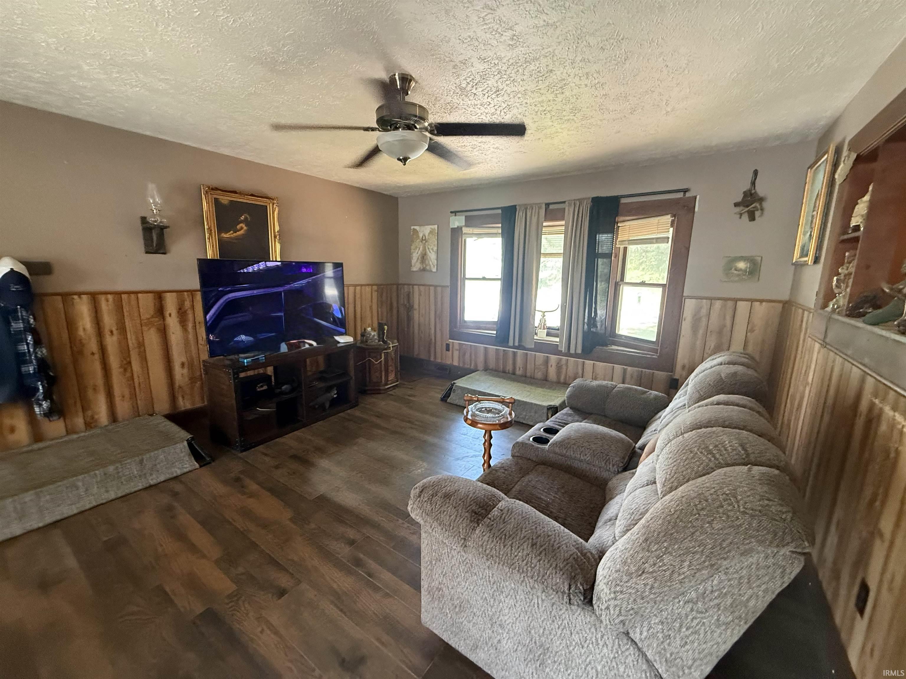 2579 W First Avenue North Judson IN 46366