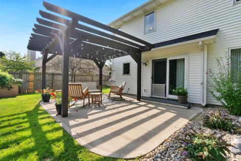 1809 Broken Oak Road Fort Wayne IN 46818