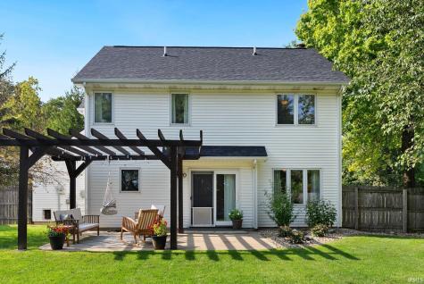 1809 Broken Oak Road Fort Wayne IN 46818