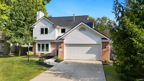 1809 Broken Oak Road Fort Wayne IN 46818