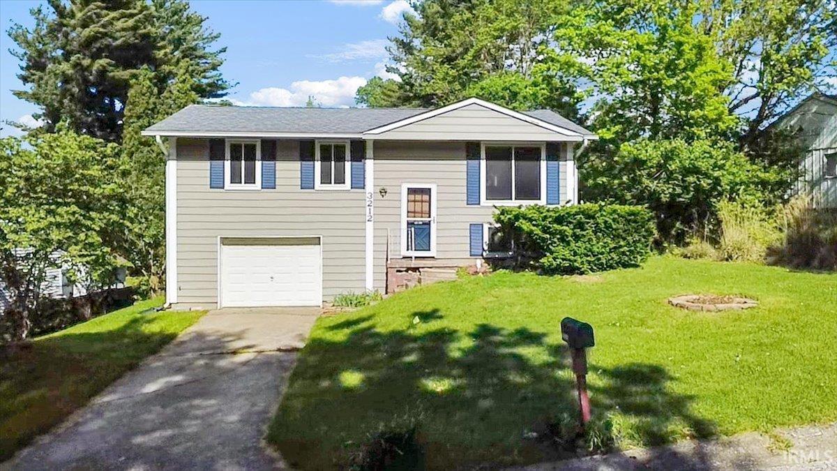 3212 N Meadow Lane Bloomington IN 47404