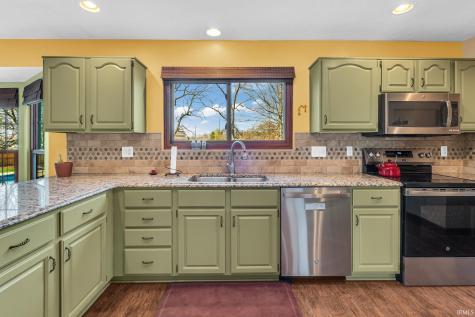4102 Colchester Drive Indianapolis IN 46268