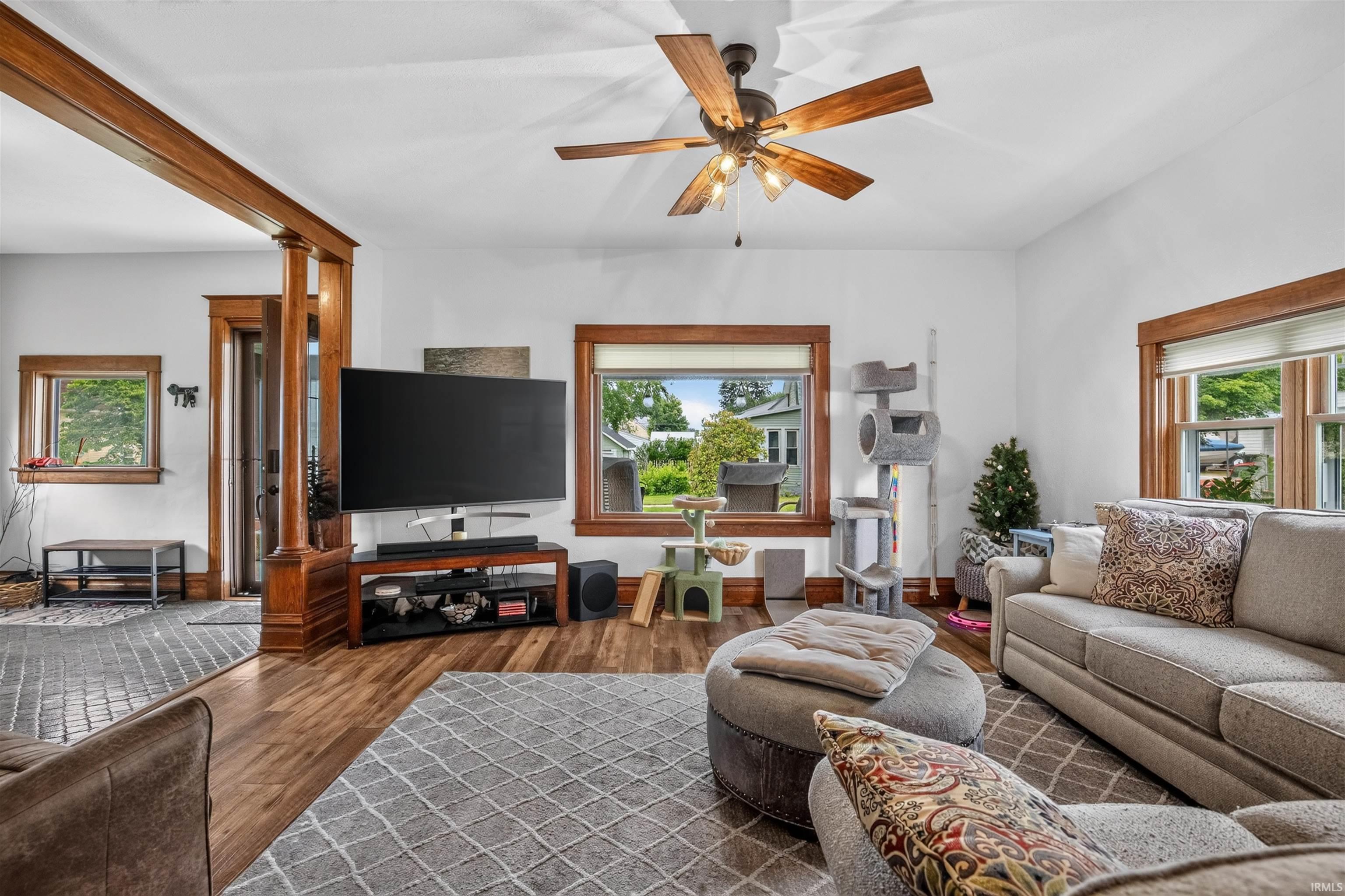 202 E Berry Street Middlebury IN 46540