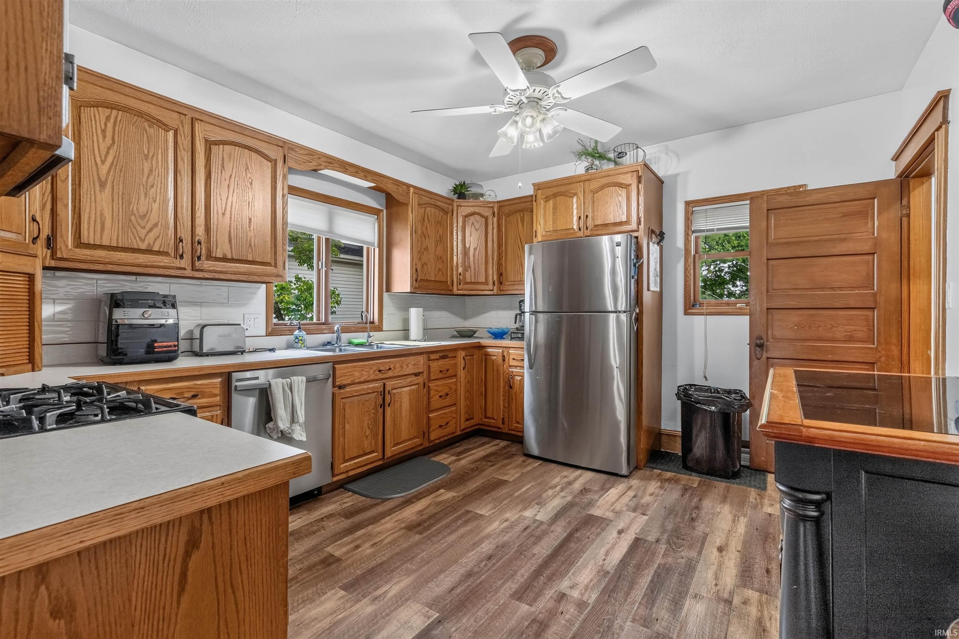 202 E Berry Street Middlebury IN 46540