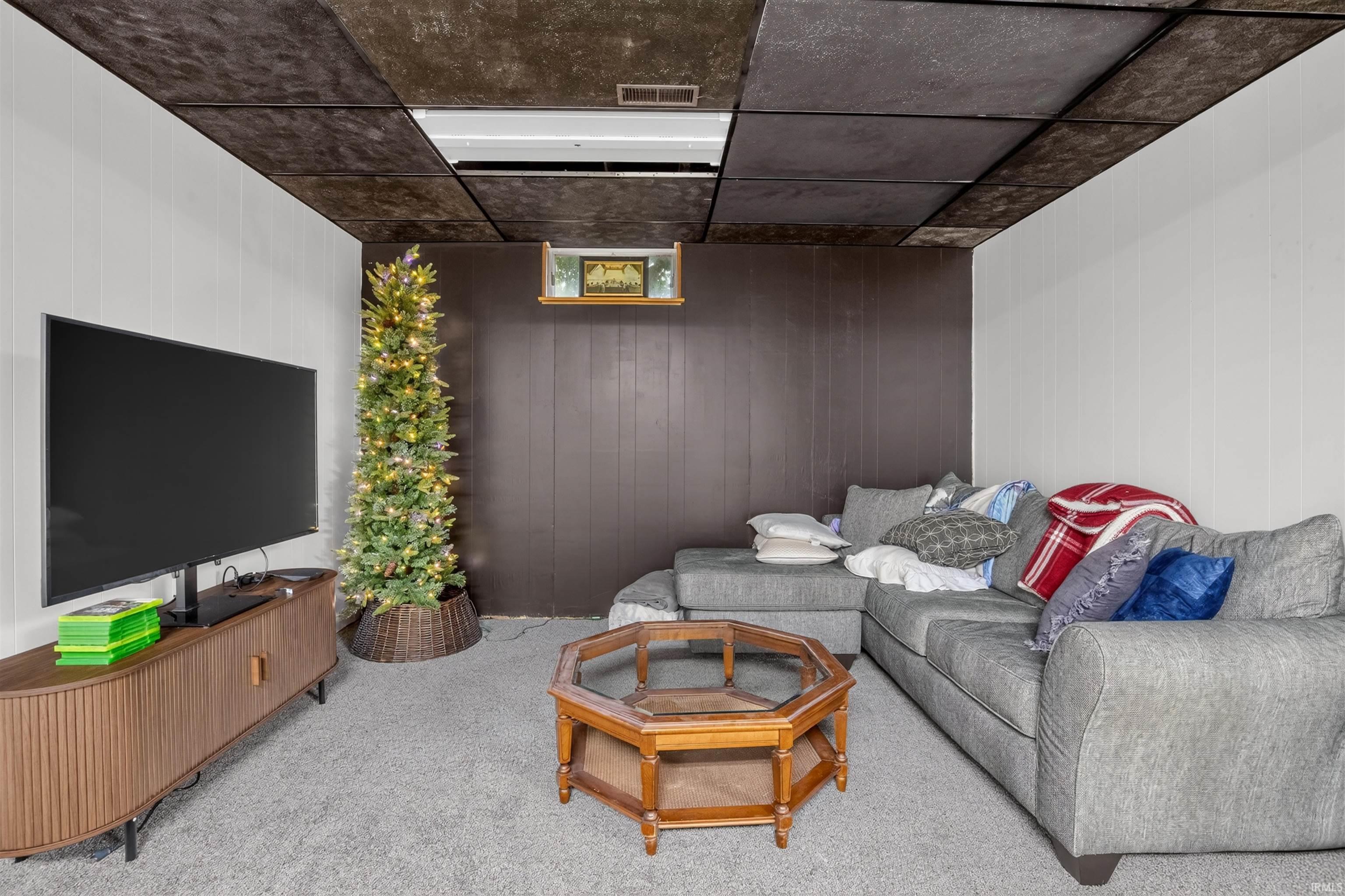 202 E Berry Street Middlebury IN 46540