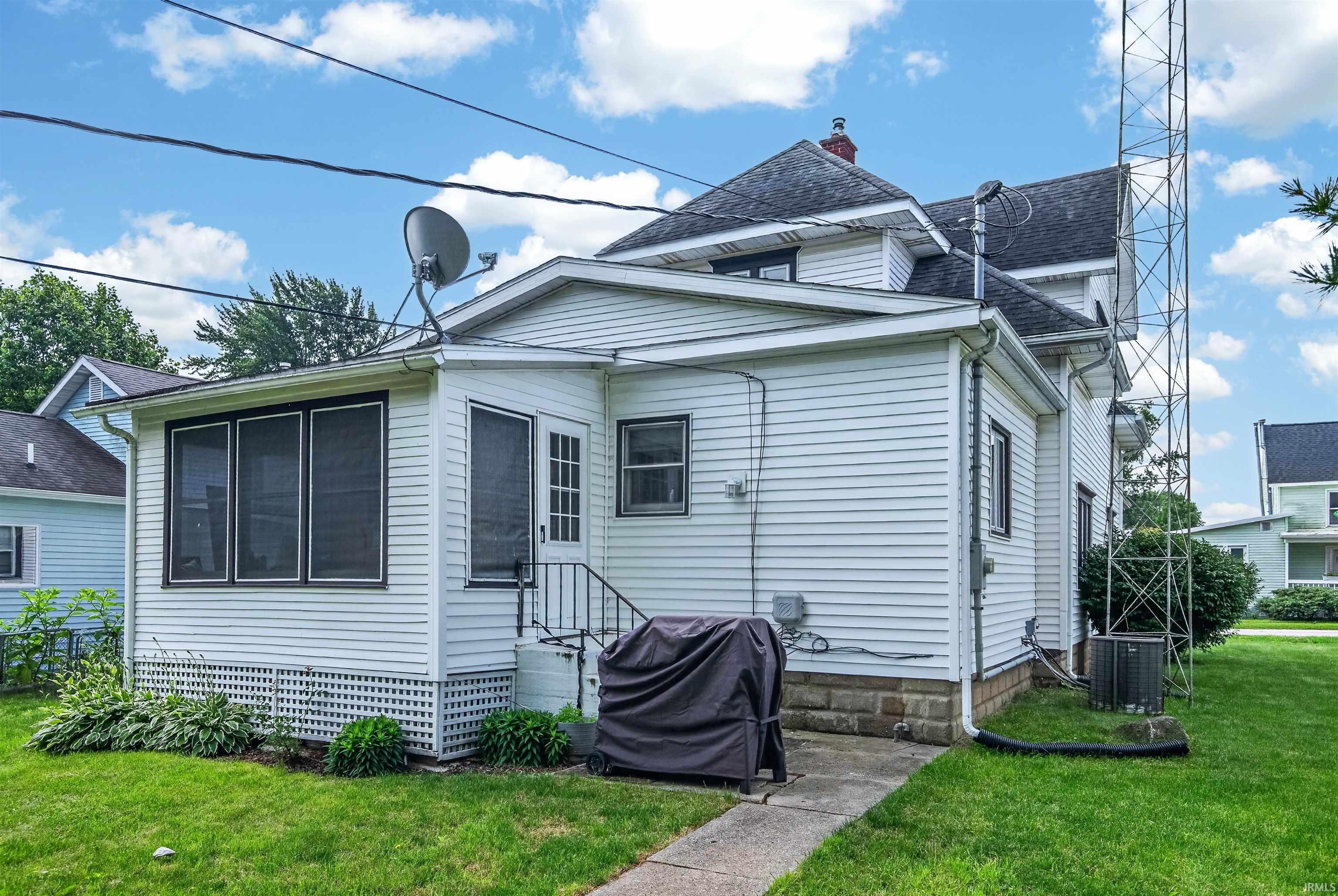 202 E Berry Street Middlebury IN 46540