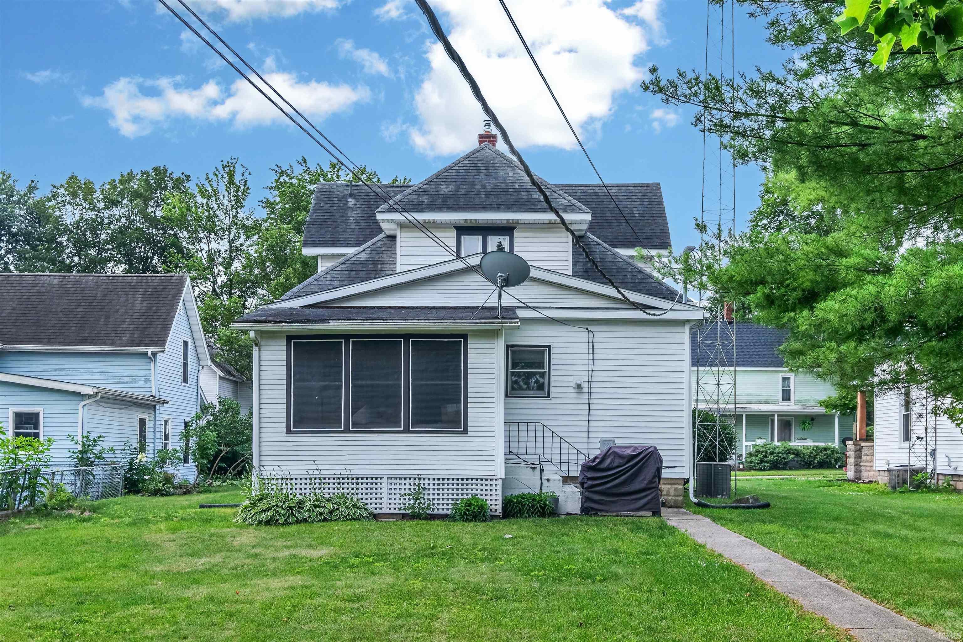 202 E Berry Street Middlebury IN 46540