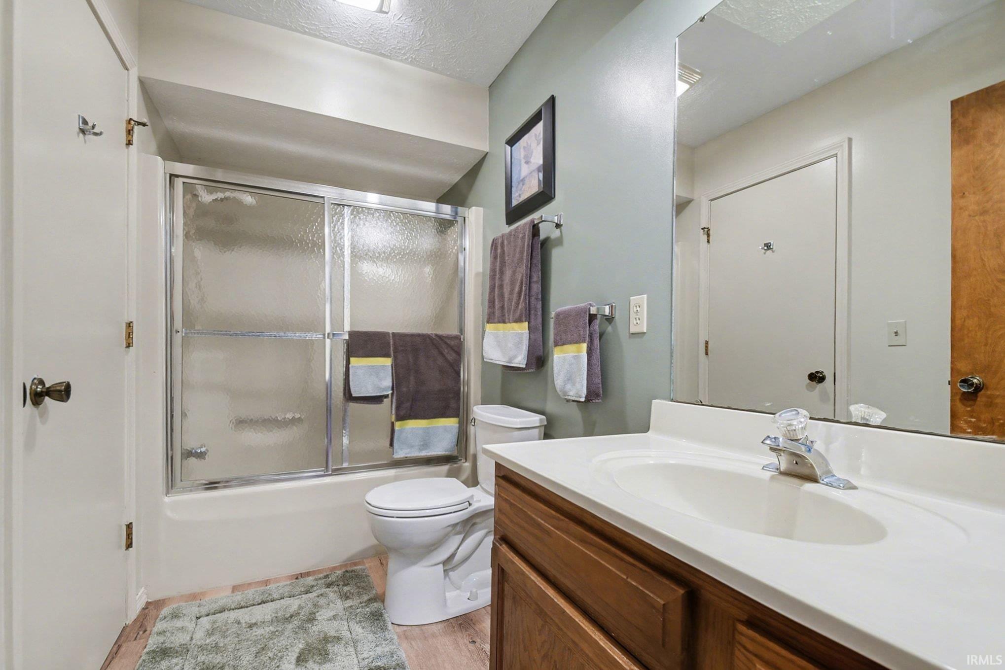 521 W Lowell Avenue Mishawaka IN 46545