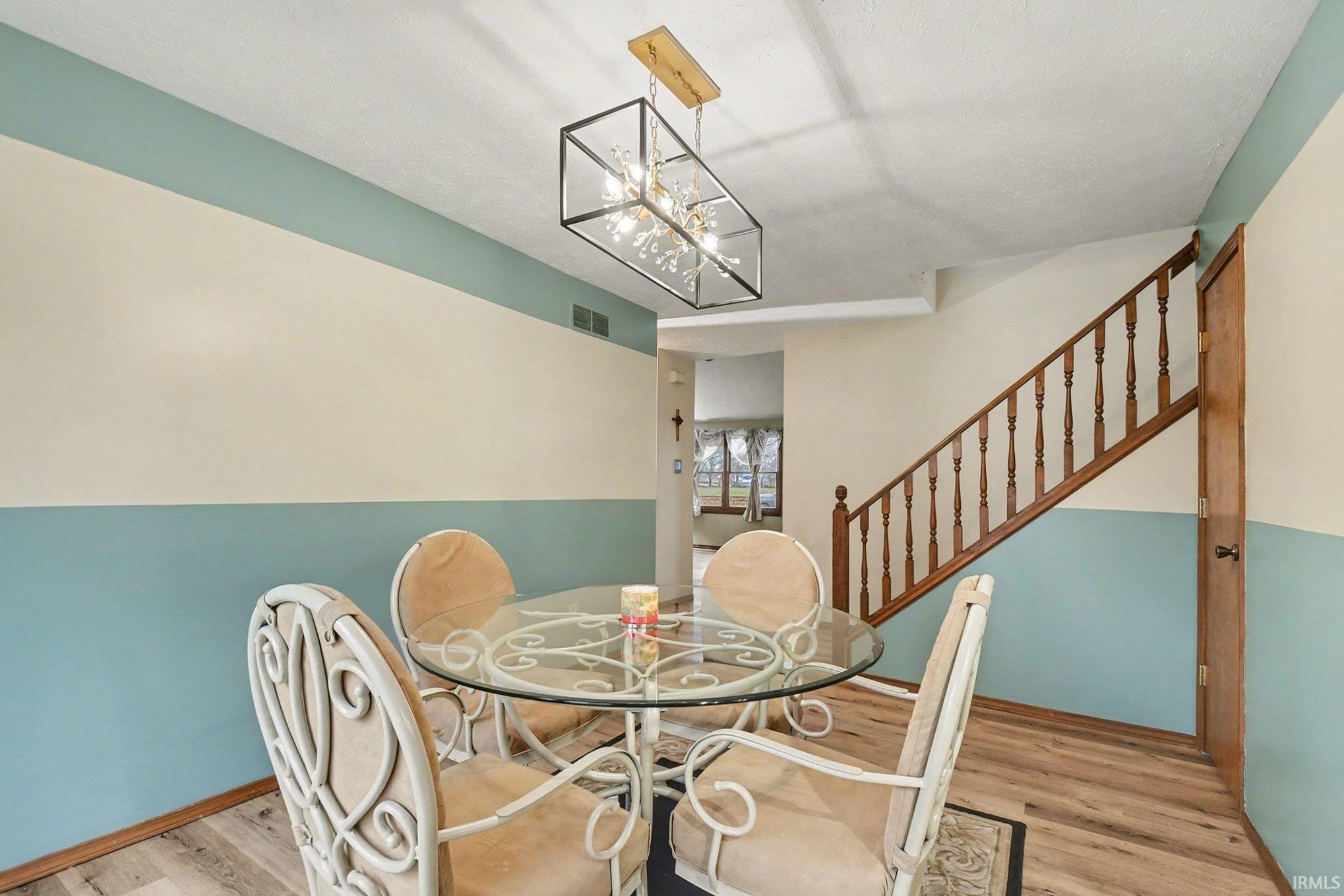 521 W Lowell Avenue Mishawaka IN 46545