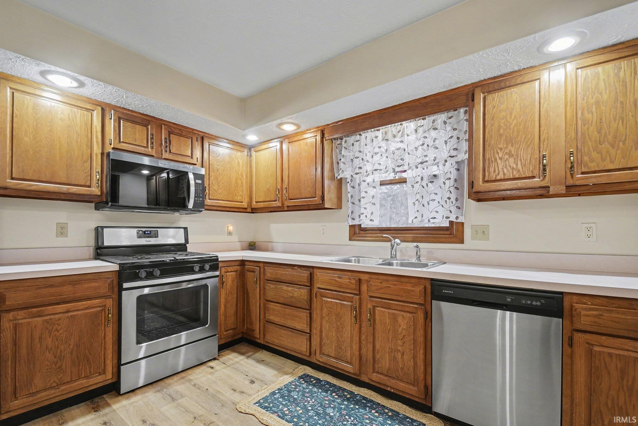 521 W Lowell Avenue Mishawaka IN 46545
