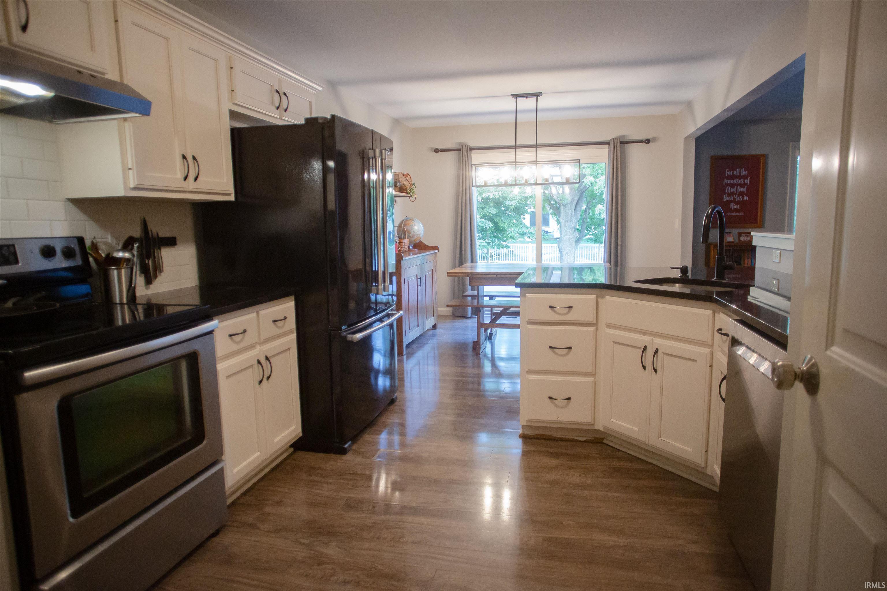 2097 Laurelwood Drive Warsaw IN 46580