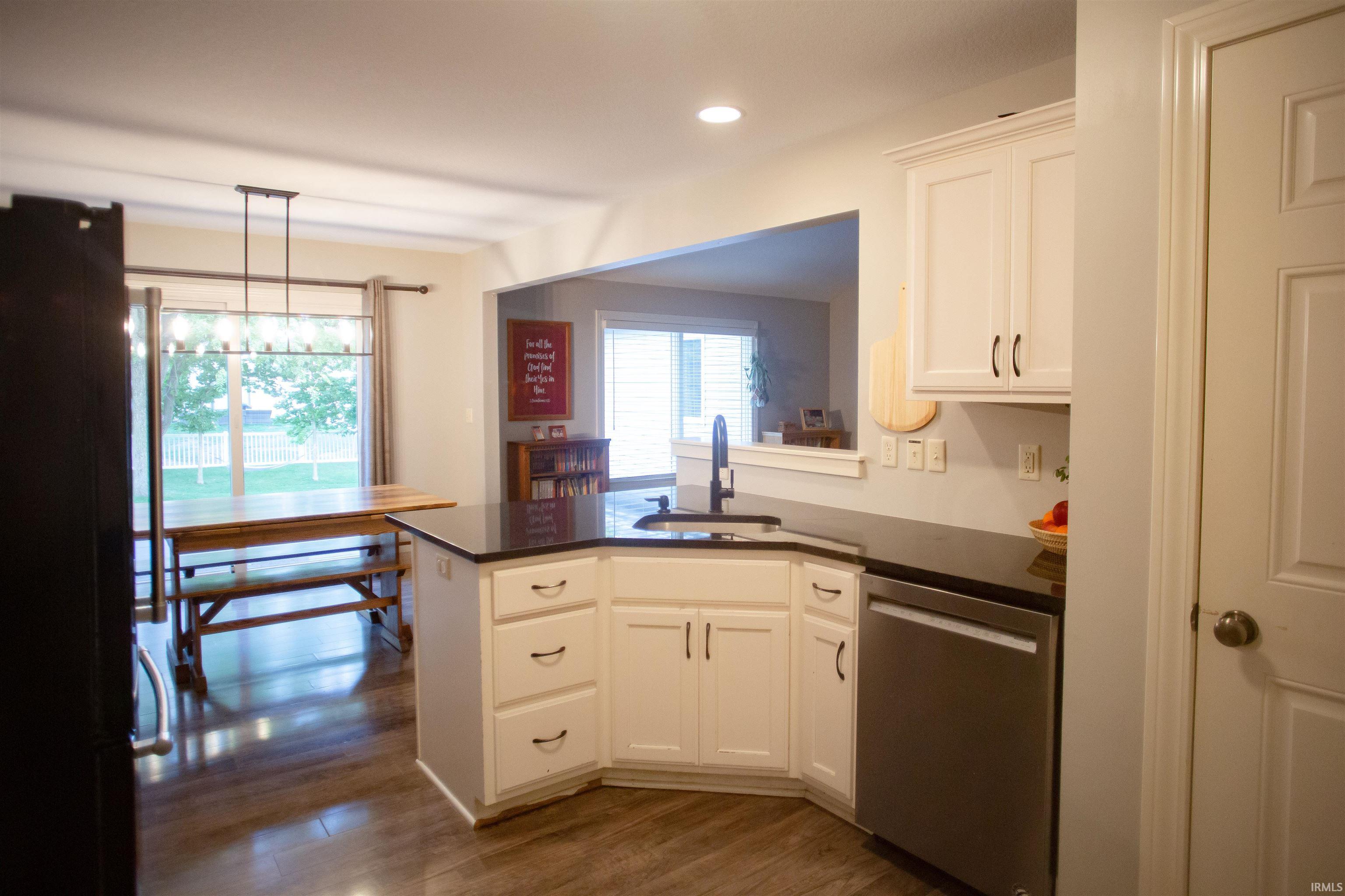 2097 Laurelwood Drive Warsaw IN 46580