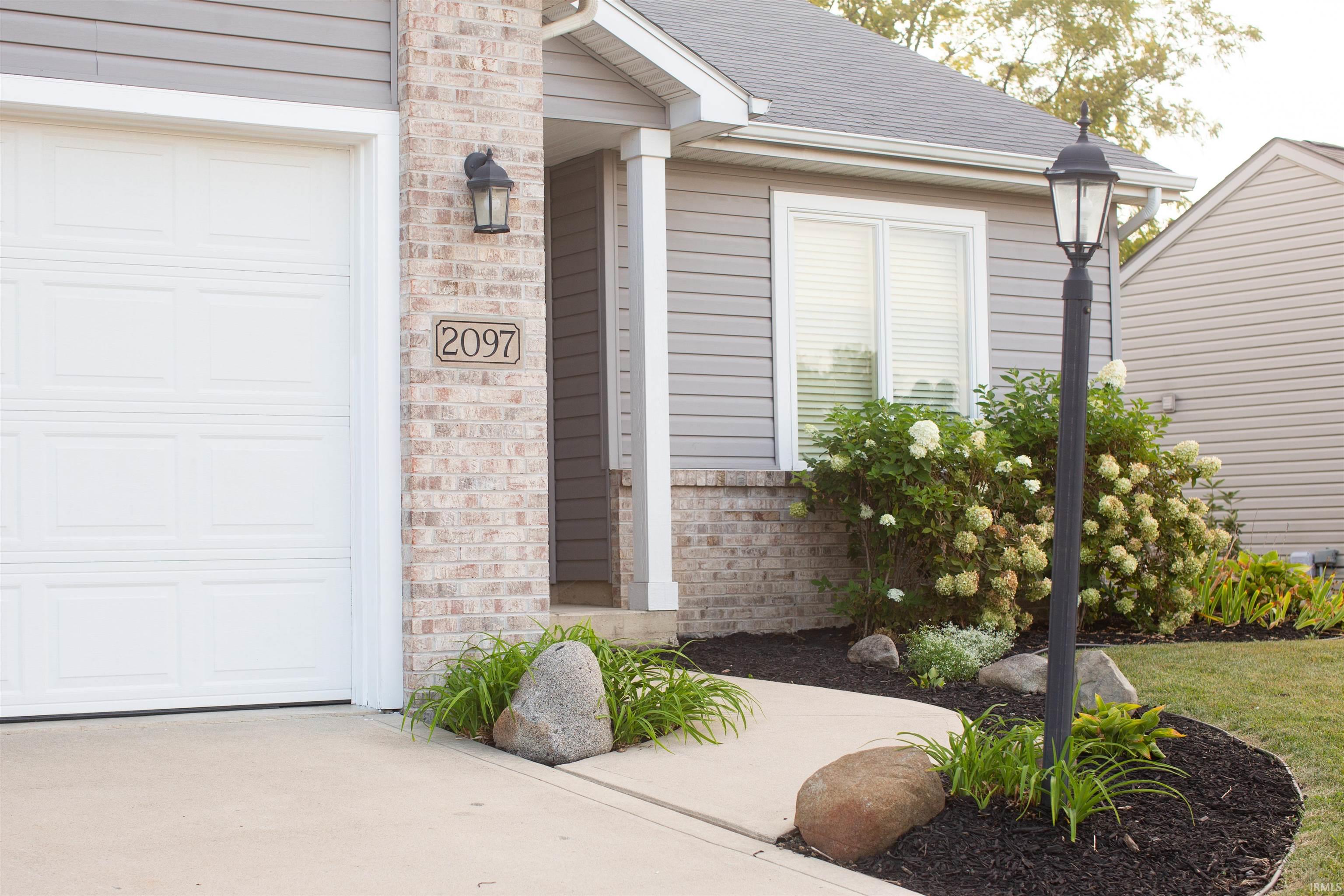 2097 Laurelwood Drive Warsaw IN 46580