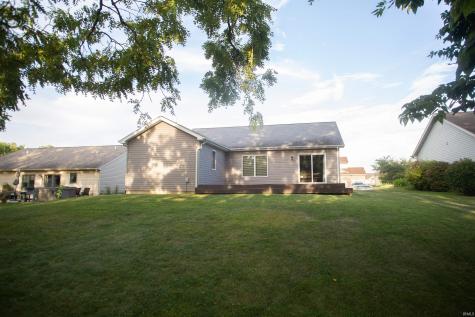 2097 Laurelwood Drive Warsaw IN 46580