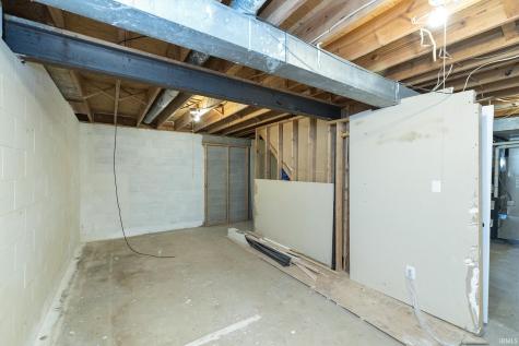 606 Claudia Lane Middlebury IN 46540