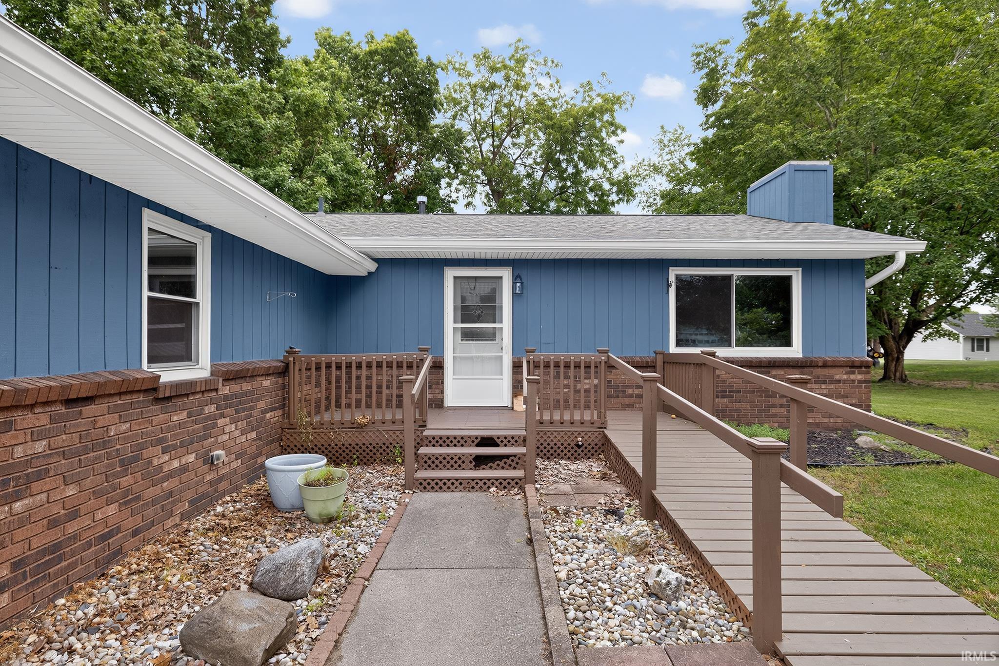 606 Claudia Lane Middlebury IN 46540