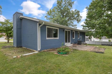 606 Claudia Lane Middlebury IN 46540
