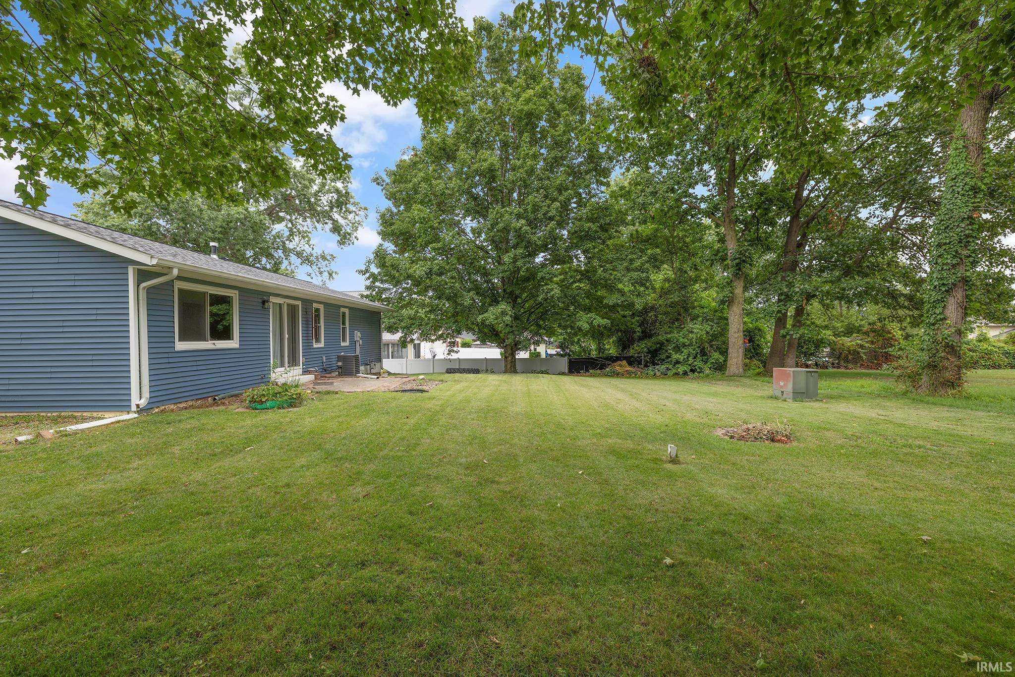 606 Claudia Lane Middlebury IN 46540