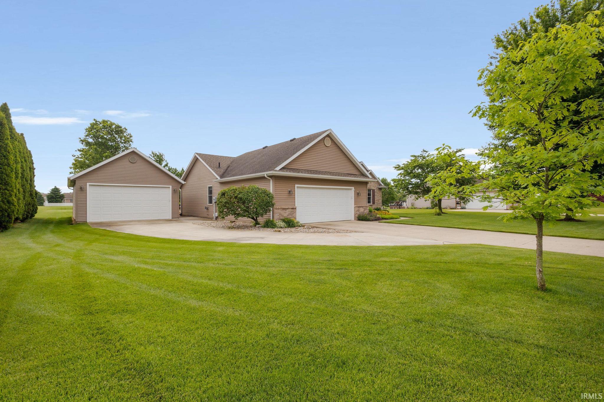 51238 Elm Road Granger IN 46530