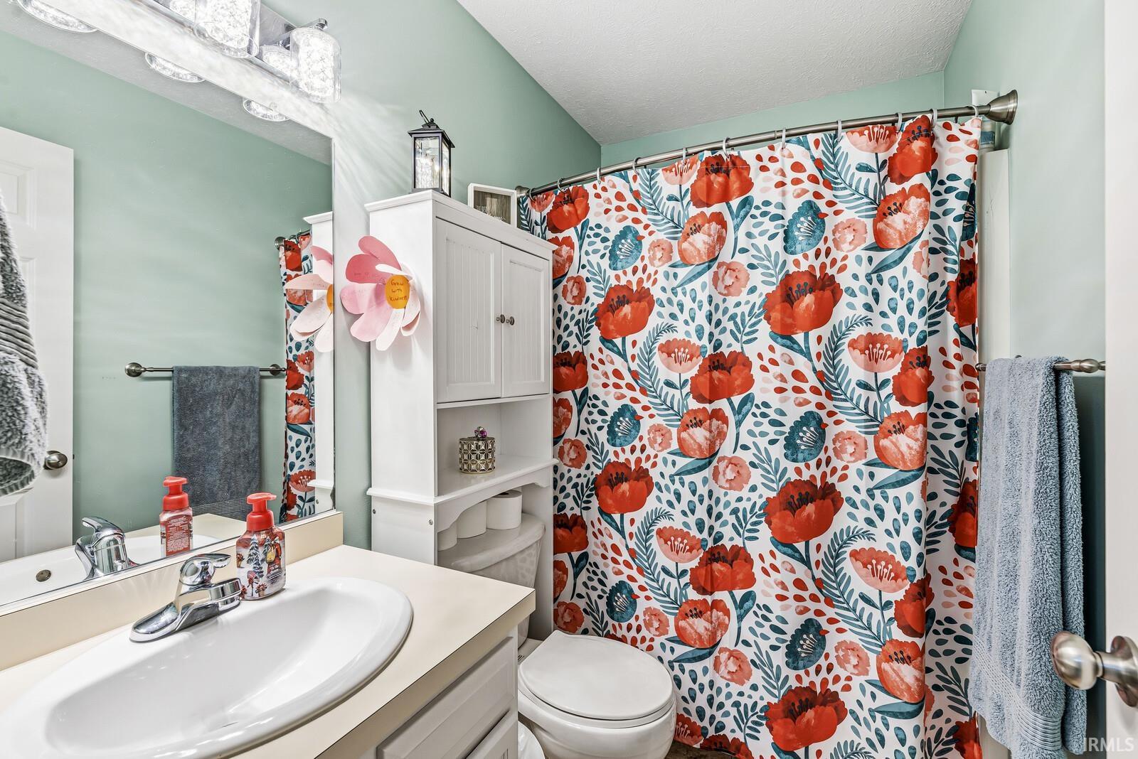 18123 Montgomry Lane Goshen IN 46528