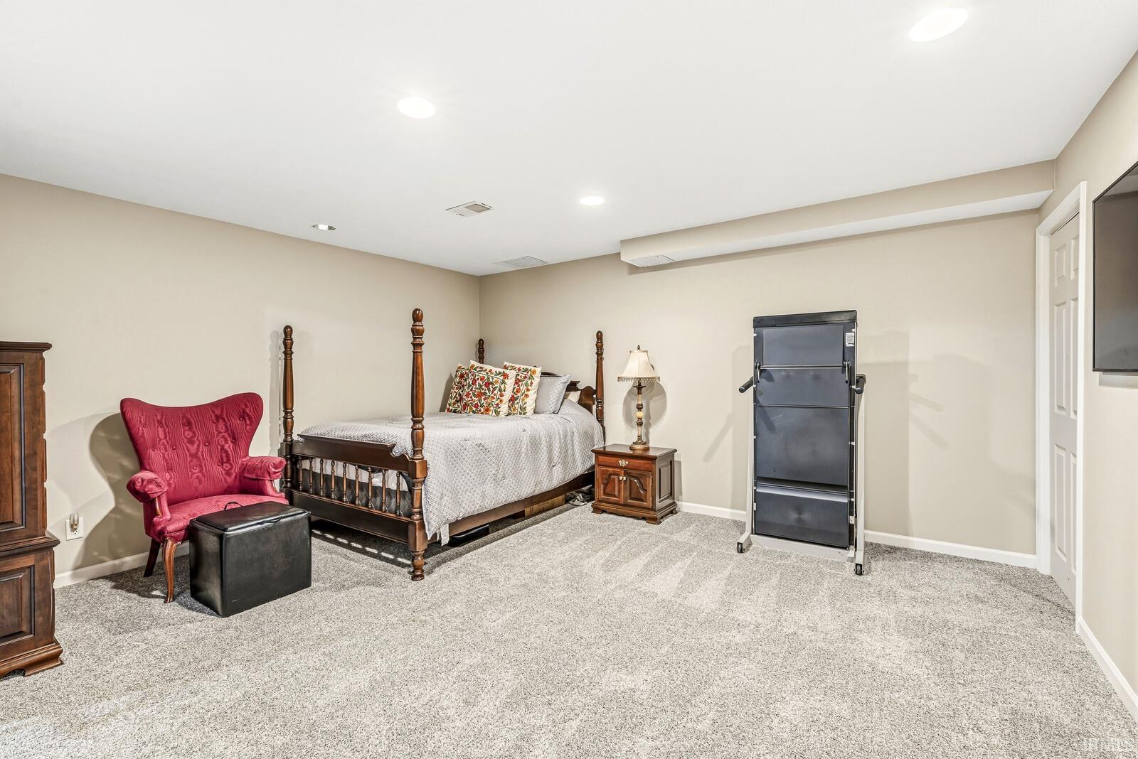 18123 Montgomry Lane Goshen IN 46528