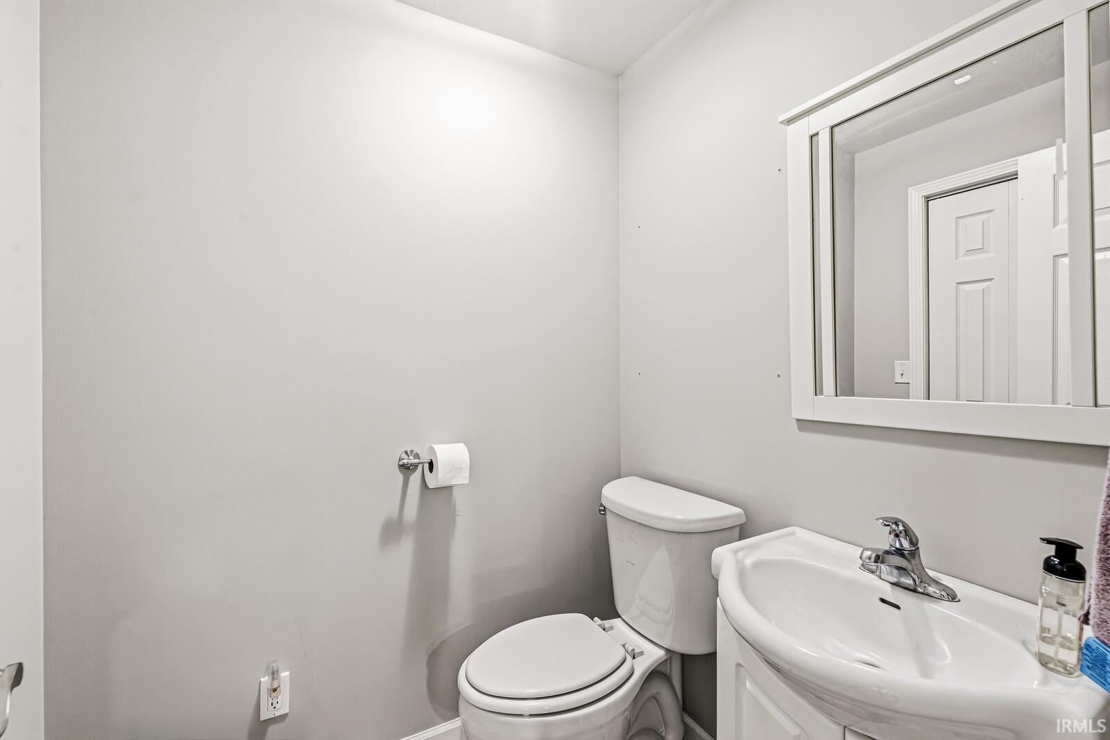 18123 Montgomry Lane Goshen IN 46528