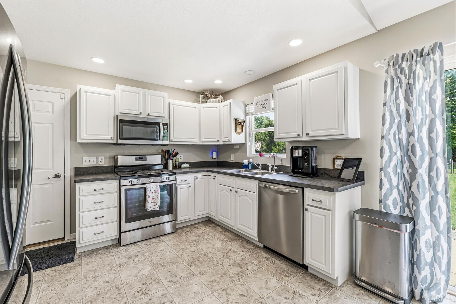 18123 Montgomry Lane Goshen IN 46528