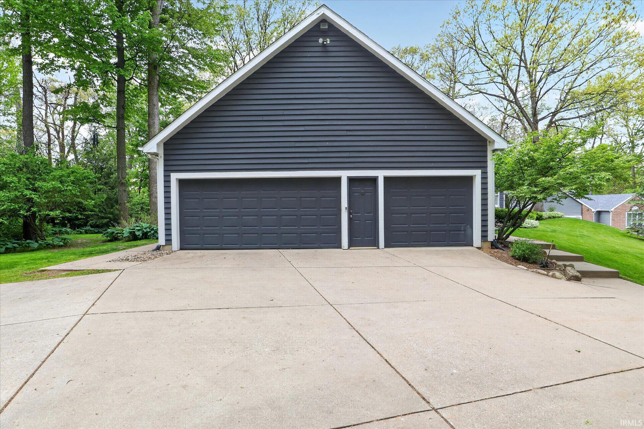 17652 Village Trace Court Granger IN 46530