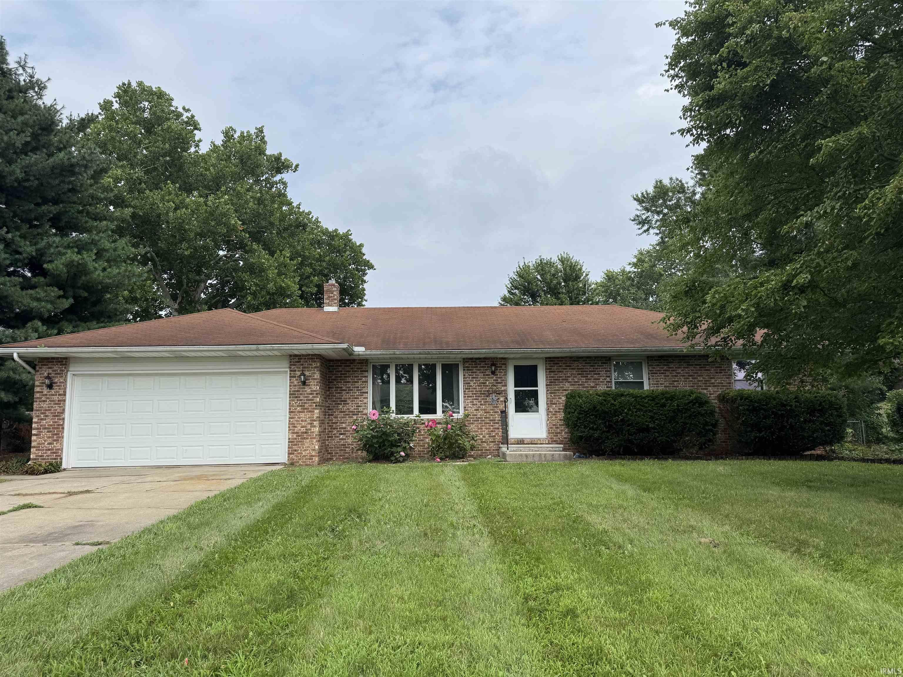 52054 Del Rue Drive Elkhart IN 46514
