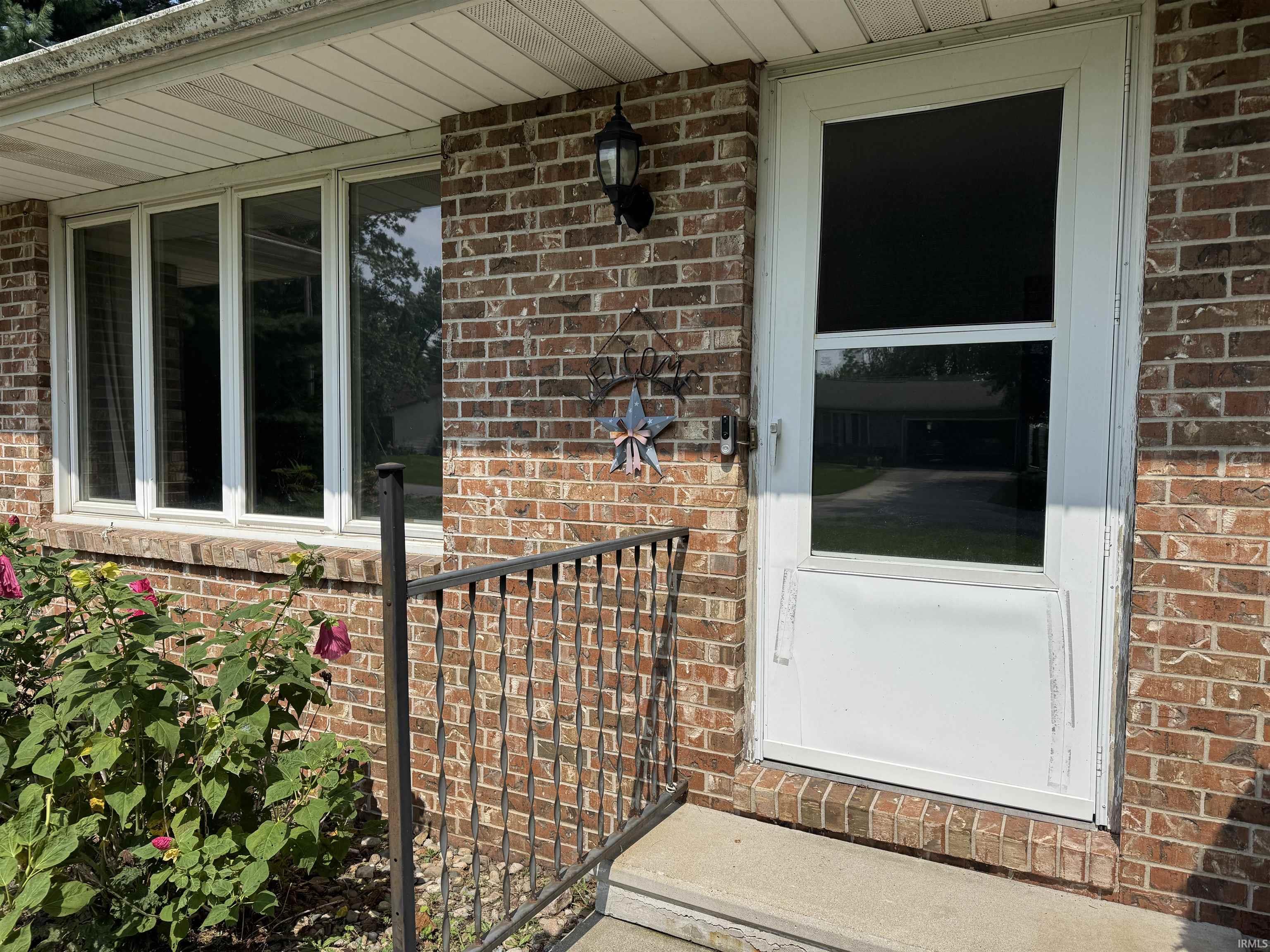 52054 Del Rue Drive Elkhart IN 46514