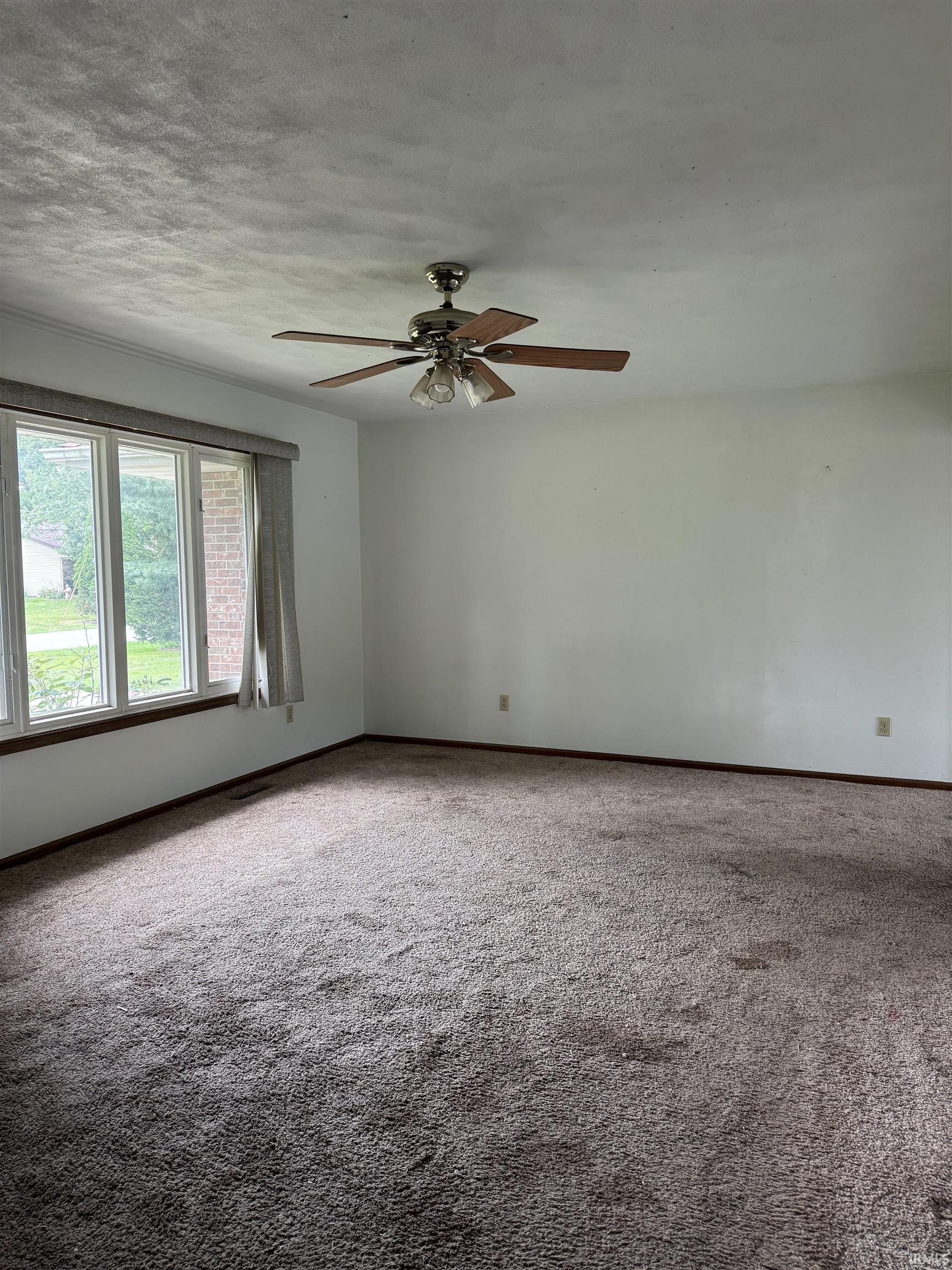 52054 Del Rue Drive Elkhart IN 46514