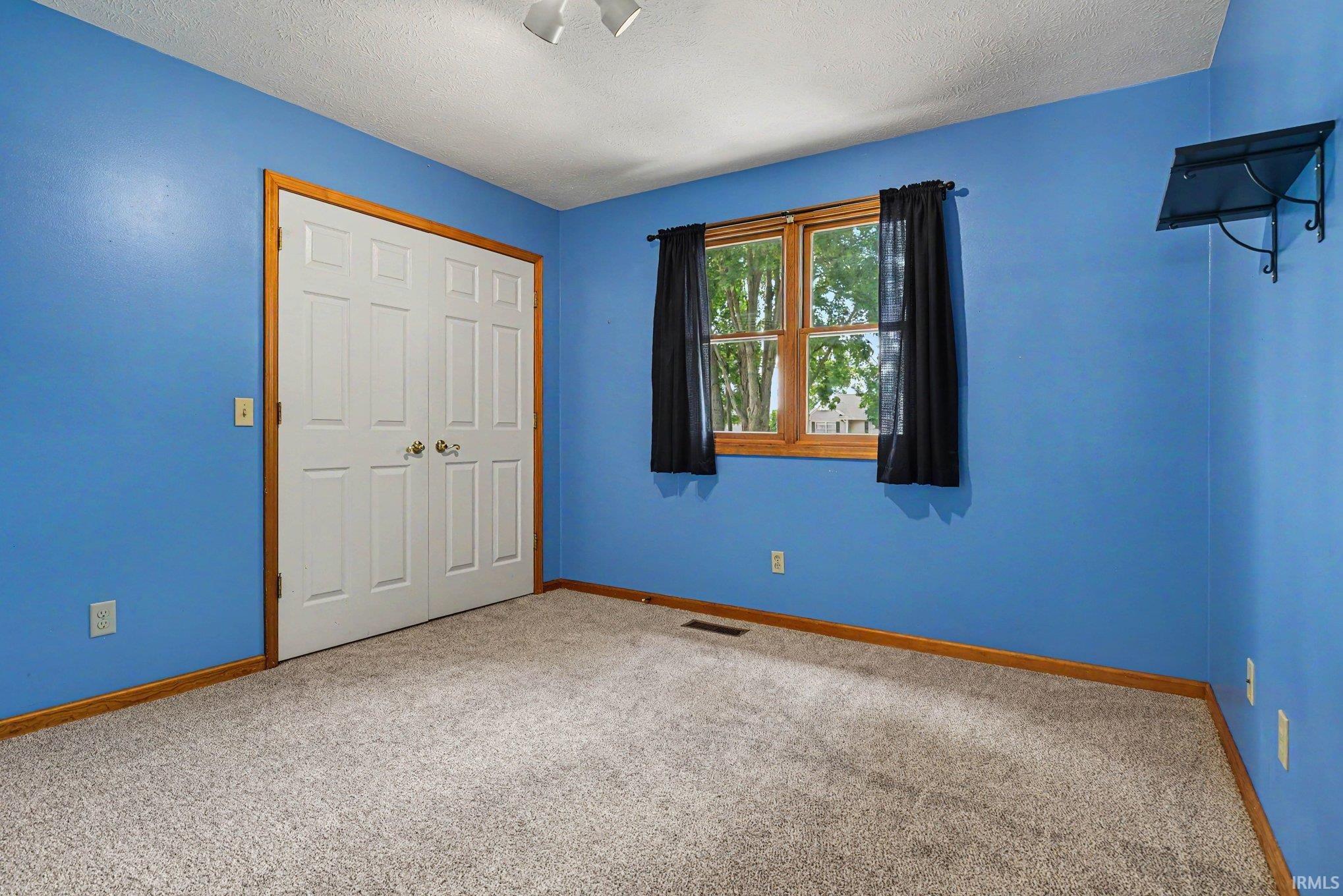 22317 Fireside Drive Goshen IN 46528