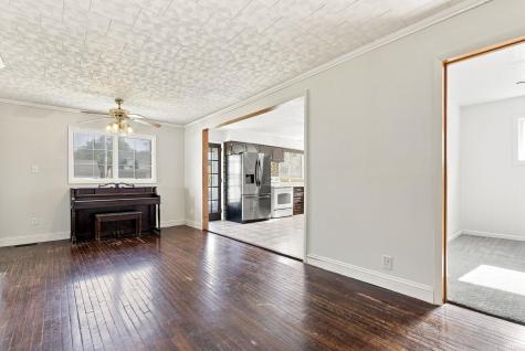 209 E Ohio Street Bluffton IN 46714