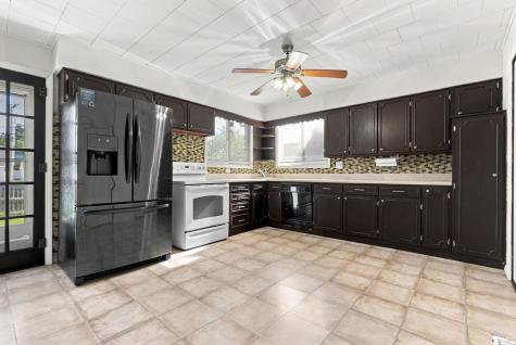209 E Ohio Street Bluffton IN 46714