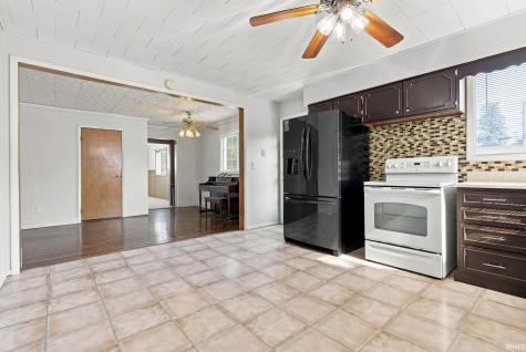 209 E Ohio Street Bluffton IN 46714