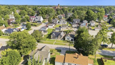 209 E Ohio Street Bluffton IN 46714