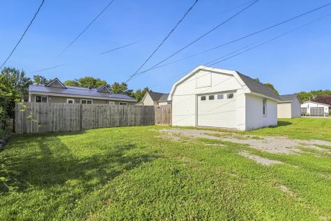 209 E Ohio Street Bluffton IN 46714