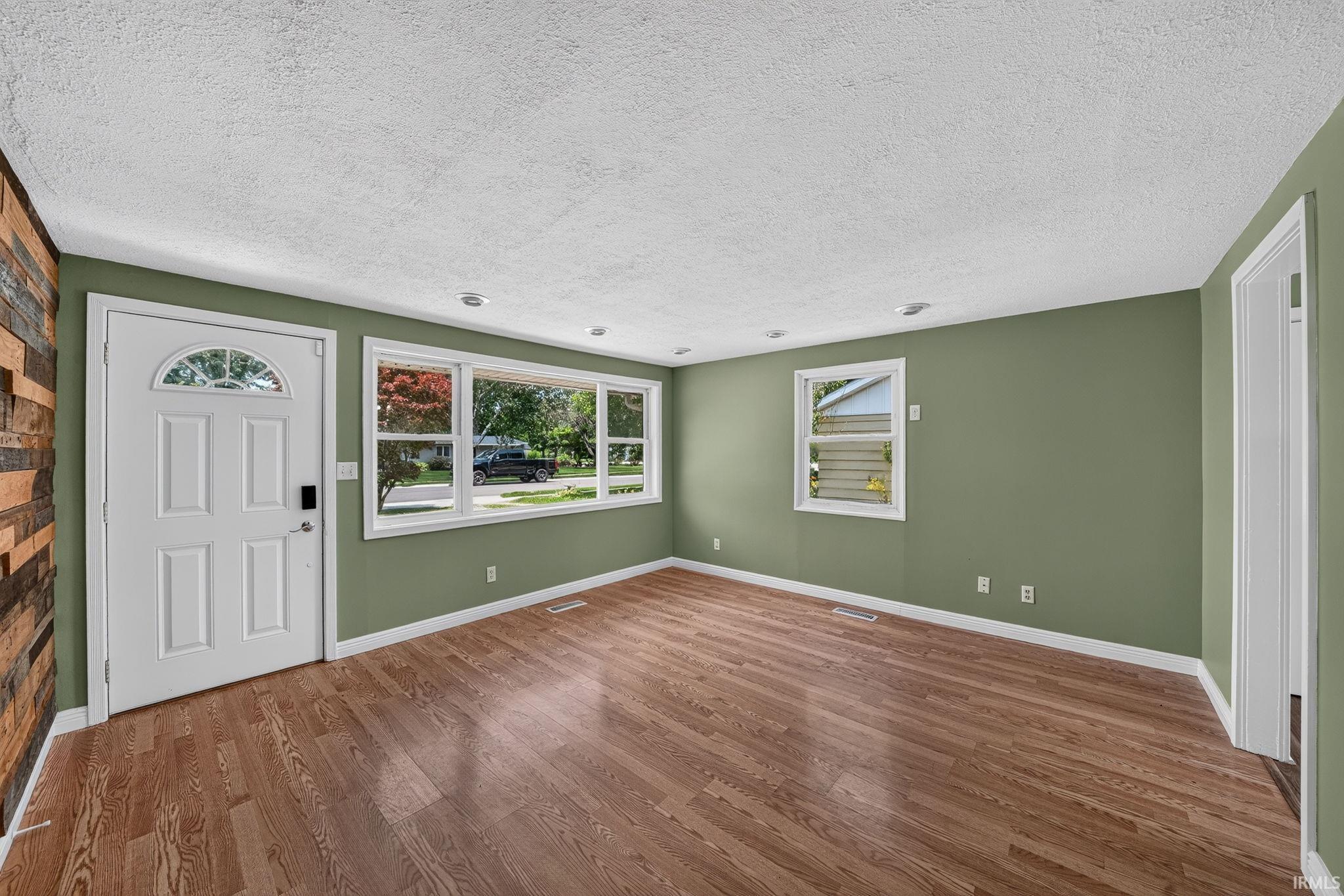 602 W Elm Street New Carlisle IN 46552