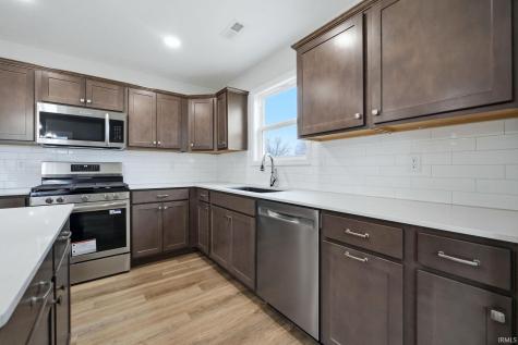 218 Saddle Ridge Drive Garrett IN 46738