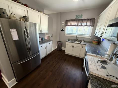 752 S Englewood Avenue Evansville IN 47714