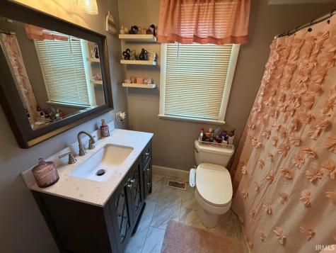 752 S Englewood Avenue Evansville IN 47714