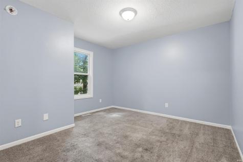 2536 Caroline Street Fort Wayne IN 46803
