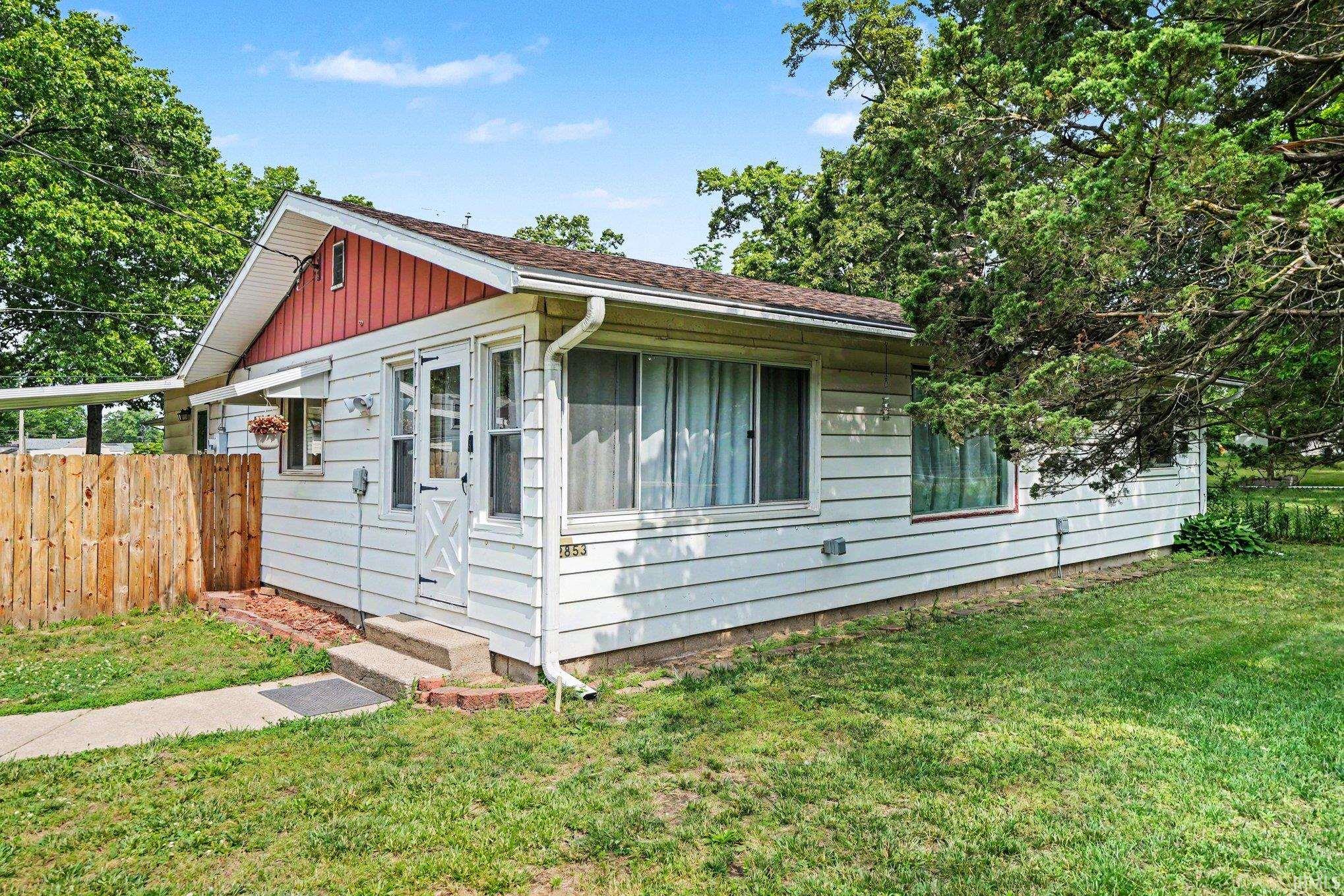 52853 N Francis Street South Bend IN 46637