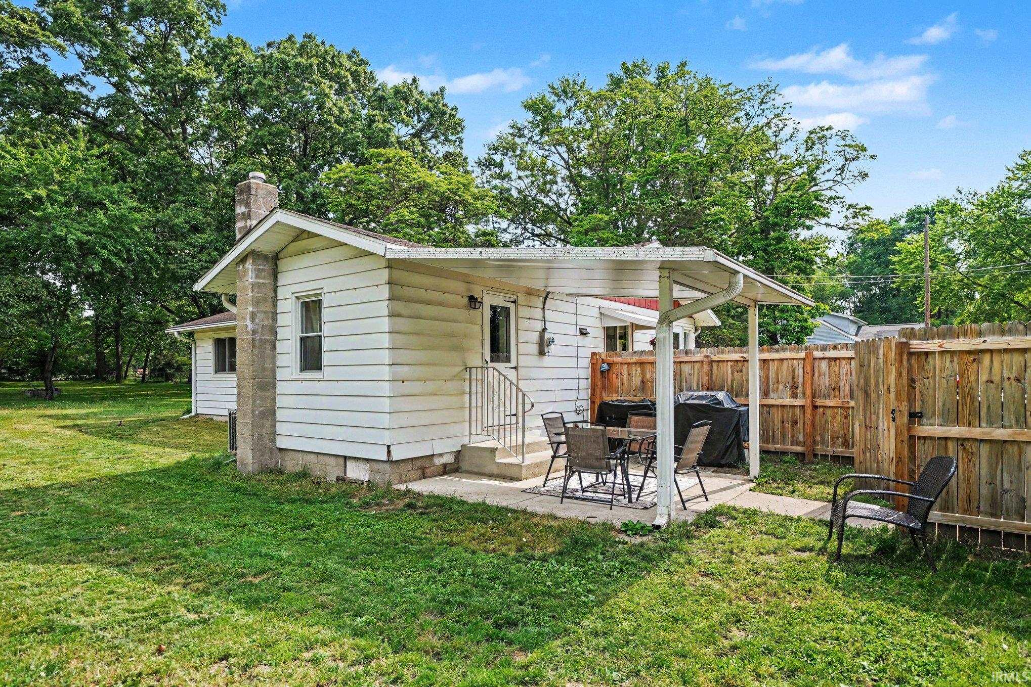 52853 N Francis Street South Bend IN 46637