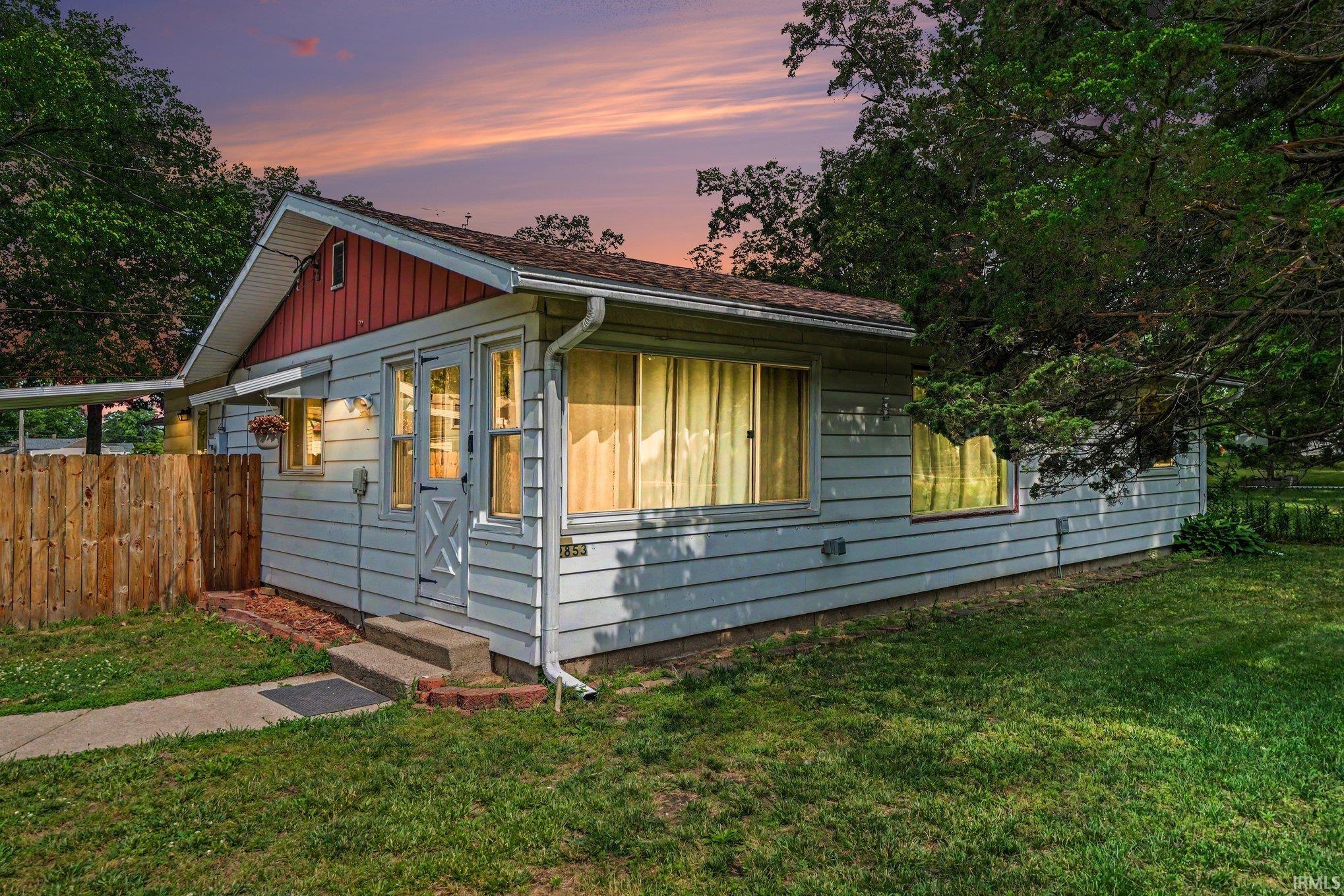 52853 N Francis Street South Bend IN 46637