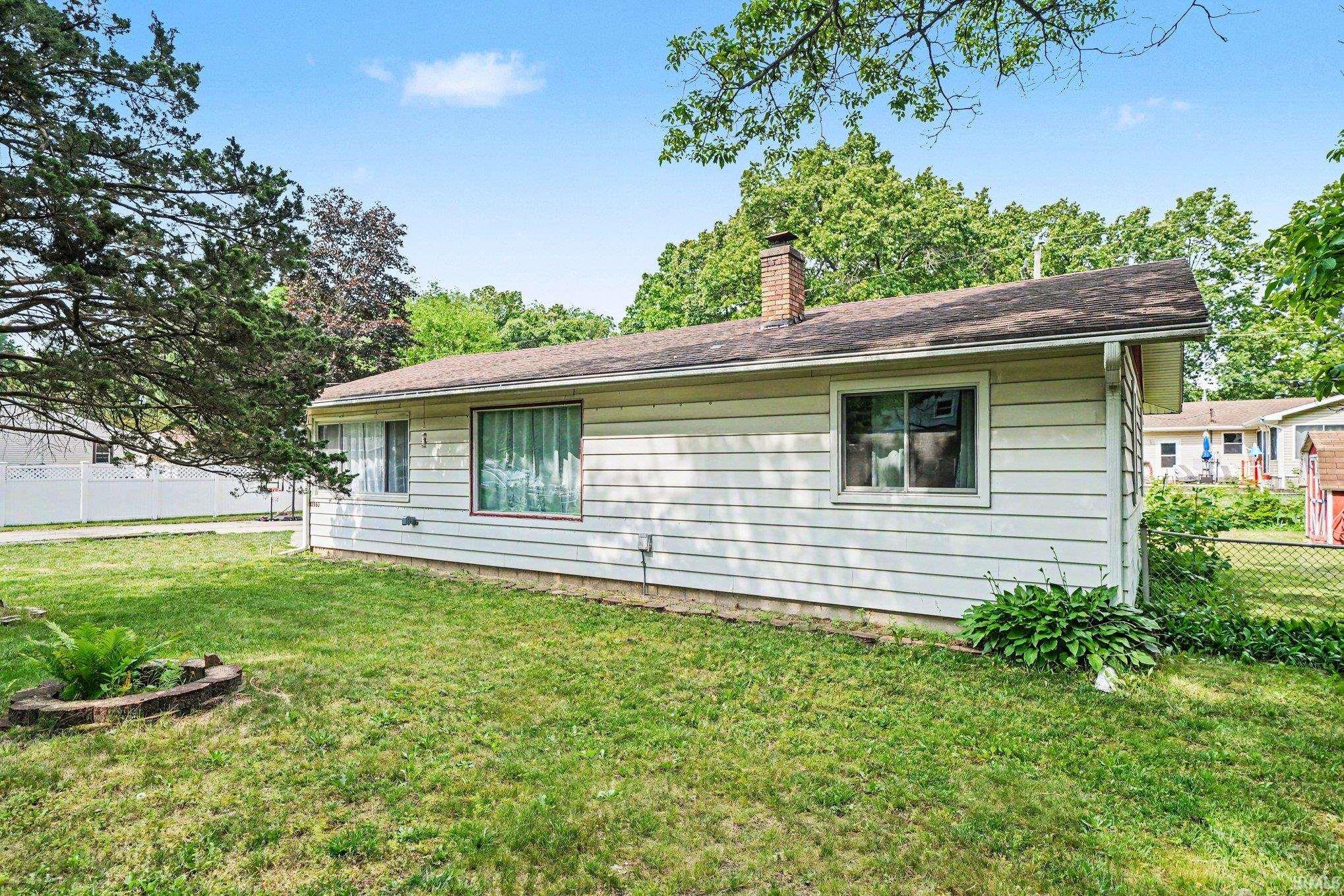 52853 N Francis Street South Bend IN 46637