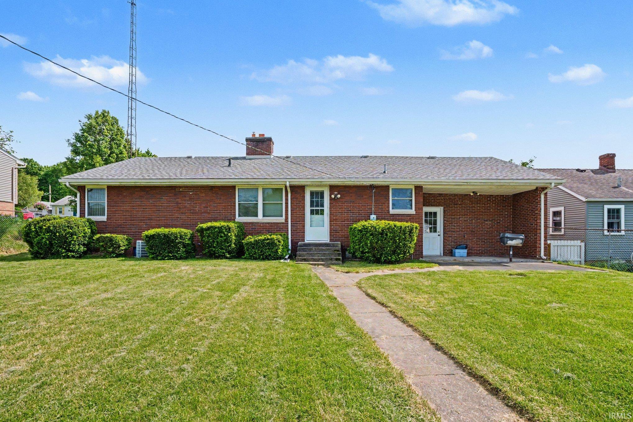 527 E Farneman Avenue South Bend IN 46614