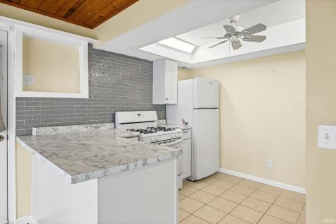 11914 W Breezy Point Drive Monticello IN 47960